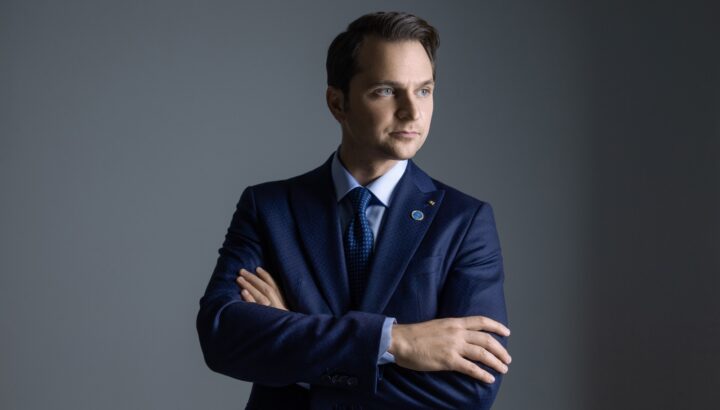 sebastian-burduja